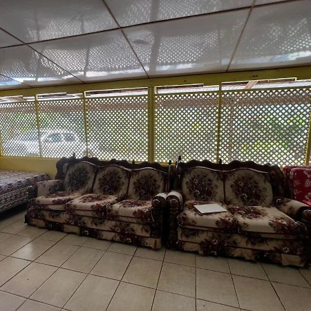Pension Punahaa Nuku Hiva Exteriör bild